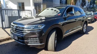 VOLKSWAGEN TOUAREG 3